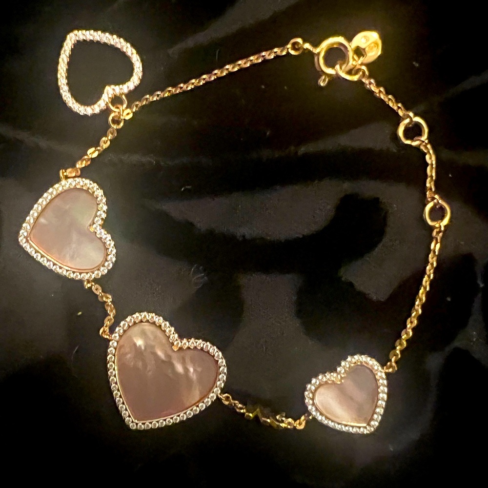 *RARE* NWOT Michael Kors Rose Gold Mother of Pearl Heart Bracelet - Picture 3 of 5